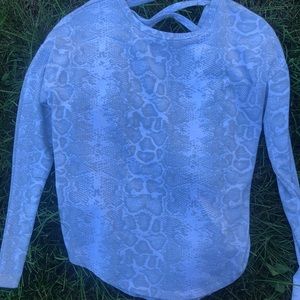 Long sleeve shirt no stains in great condition